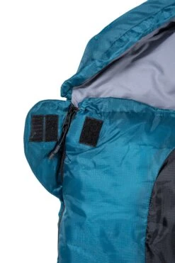 Traverse Ruahine XL Sleeping Bag (Right Zip) 9 Traverse Ruahine XL Sleeping Bag (Right Zip) -Comprehensive outdoor sports 0157 Ruahine RH zip close up closed f400