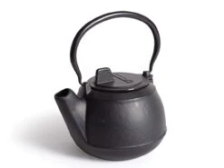 Campfire Cast Iron Kettle 2qt