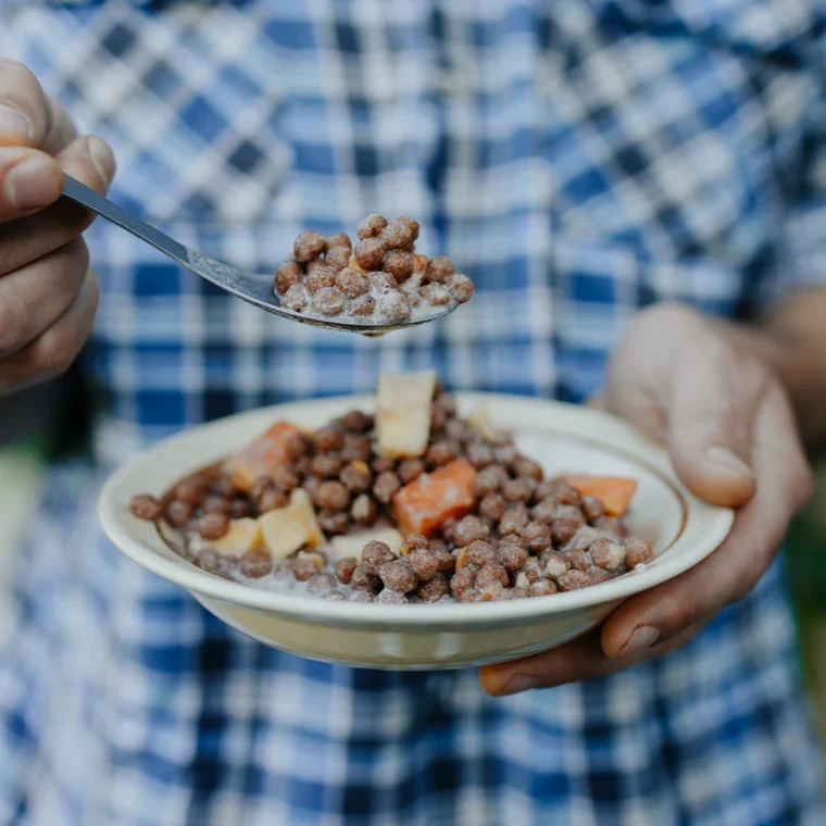 Back Country Cuisine Cocoa Balls & Fruit Salad 175g 2 Back Country Cuisine Cocoa Balls & Fruit Salad 175g - Image 2