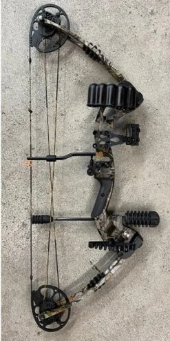 Advanced Archery Swift CC3 Bow PKG RH 30" 11-70lb