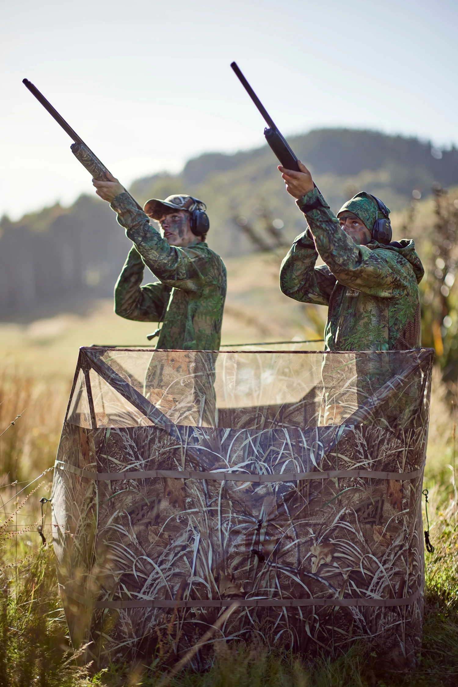 Hunting & Fishing Pop Up Blind 4 Sided Camo 3 Hunting & Fishing Pop Up Blind 4 Sided Camo - Image 3