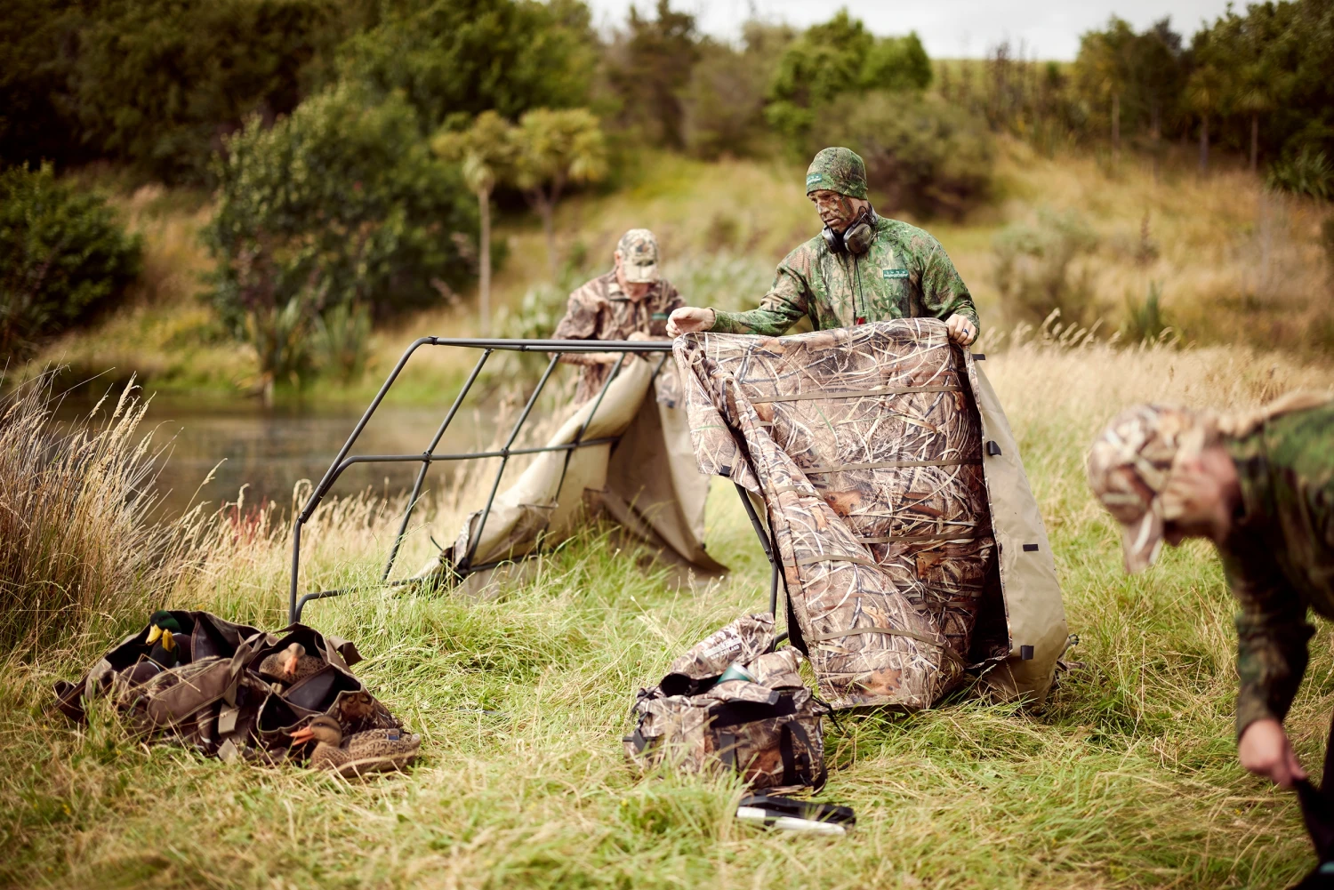 Hunting & Fishing Nomad Blind 2 Hunting & Fishing Nomad Blind - Image 2